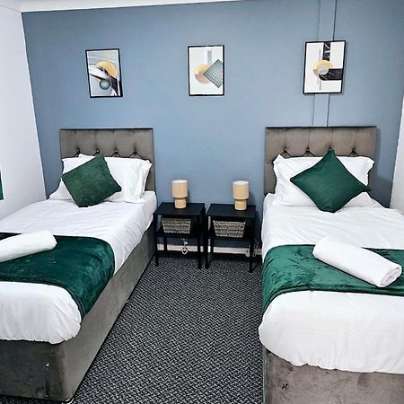 Lushstay Telford - Families, Contractors & Group Of Friends, Long Term Stay Buitenkant foto