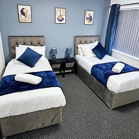 Lushstay Telford - Families, Contractors & Group Of Friends, Long Term Stay Buitenkant foto