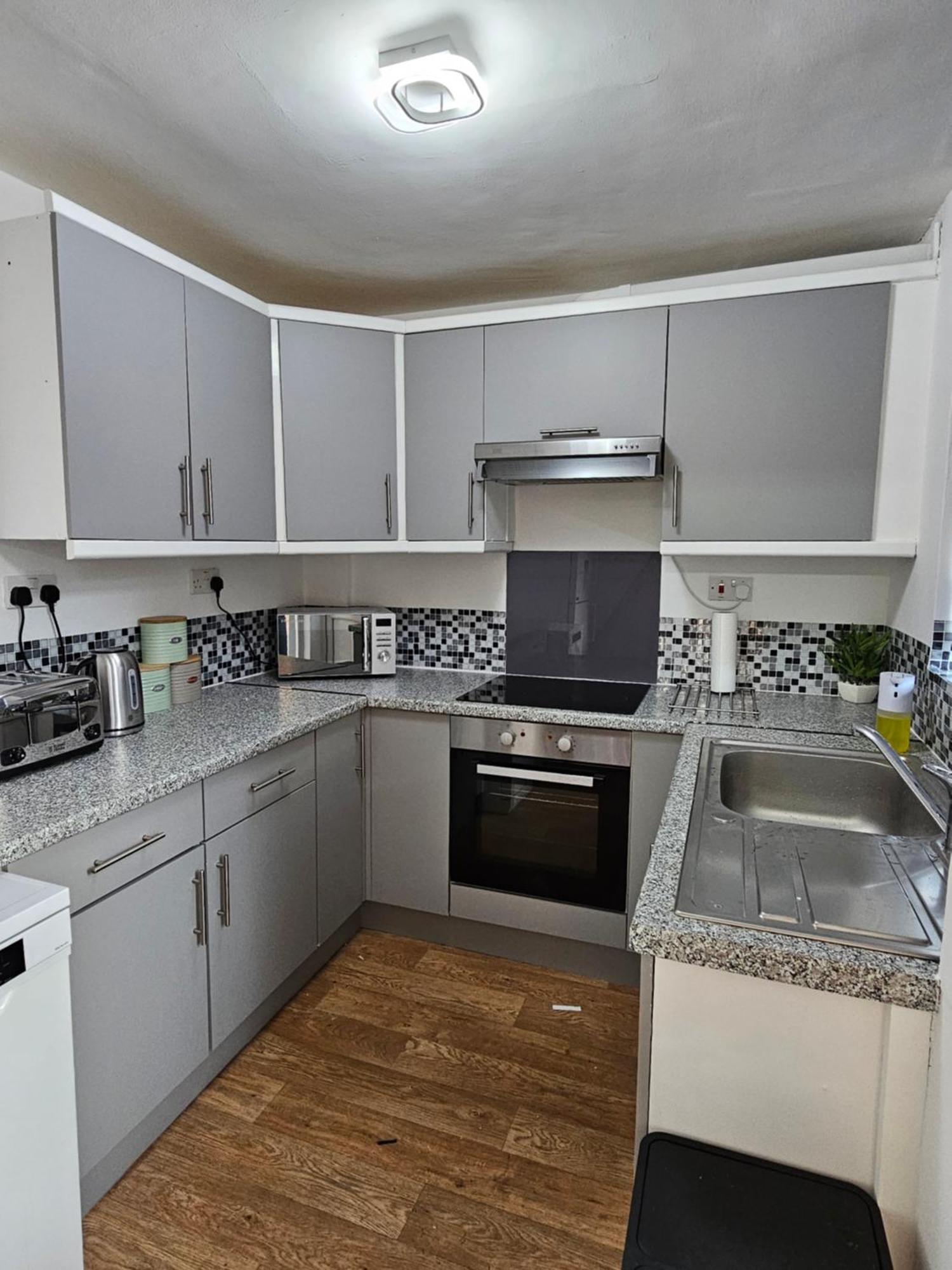 Lushstay Telford - Families, Contractors & Group Of Friends, Long Term Stay Buitenkant foto